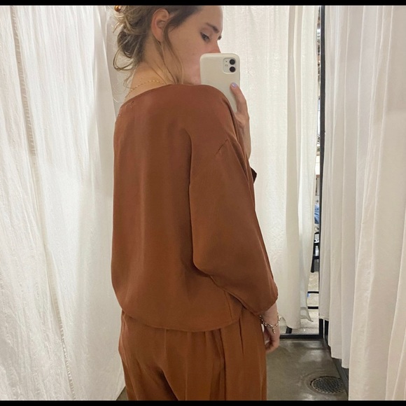 Hackwith Design House Pullover - Picture 8 of 8